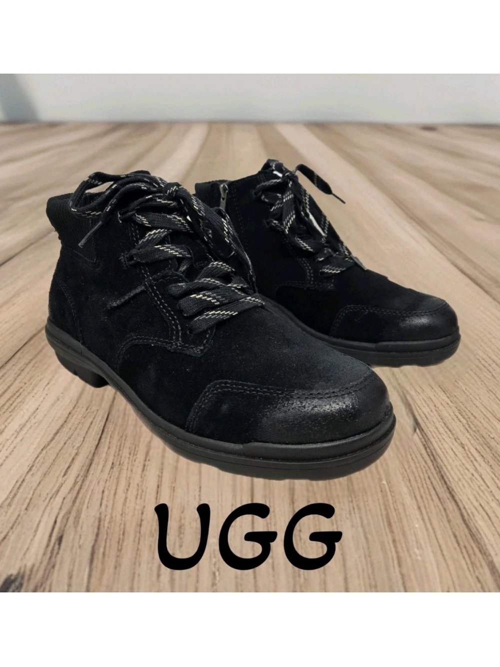 UGG Hapsburg Womens Waterproof Feature Ankle Boots Sz 9.5 Black Distressed Suede